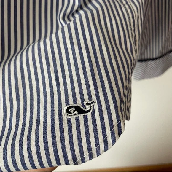 Vineyard Vines Blouse - Picture 4 of 8